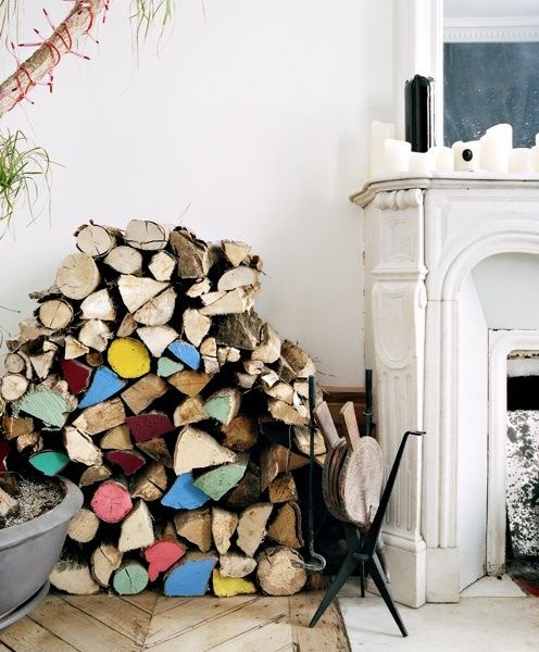 Хранение дров в квартире: выбираем удачное место