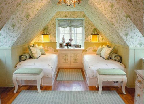 Дизайн спальни в мансарде: оригинальные идеи