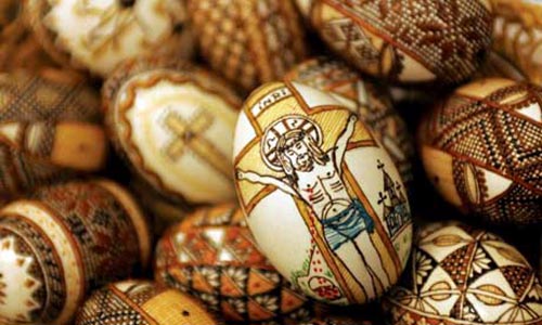 Оригинальный подарок на Пасху: яйца из бисера