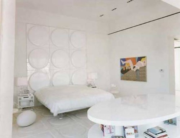 Потолки из гипсокартона в спальне разных стилей