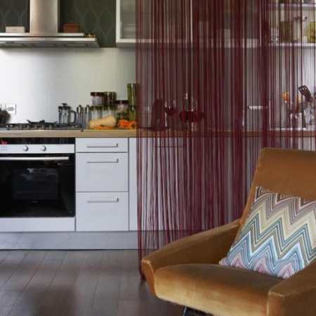 Подбираем модные шторы для стильного интерьера кухни: самые горячие тренды