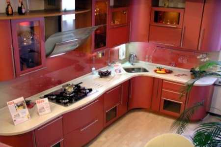 Какие обои выбрать для красной кухни: советы и дизайнерские решения