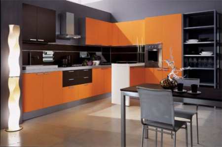 Cоветы по созданию интерьера черно-оранжевой кухни