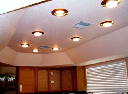 Потолок из гипсокартона на кухне: функции, монтаж и способы отделки