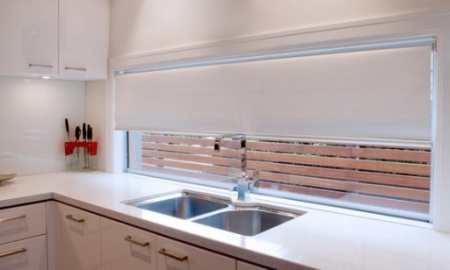 Как выбрать рулонные шторы для кухни: обращаемся за помощью к дизайнеру